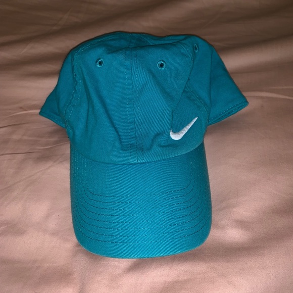 Nike Accessories - Nike Baseball Cap Nike Accessories - Nike Baseball Cap